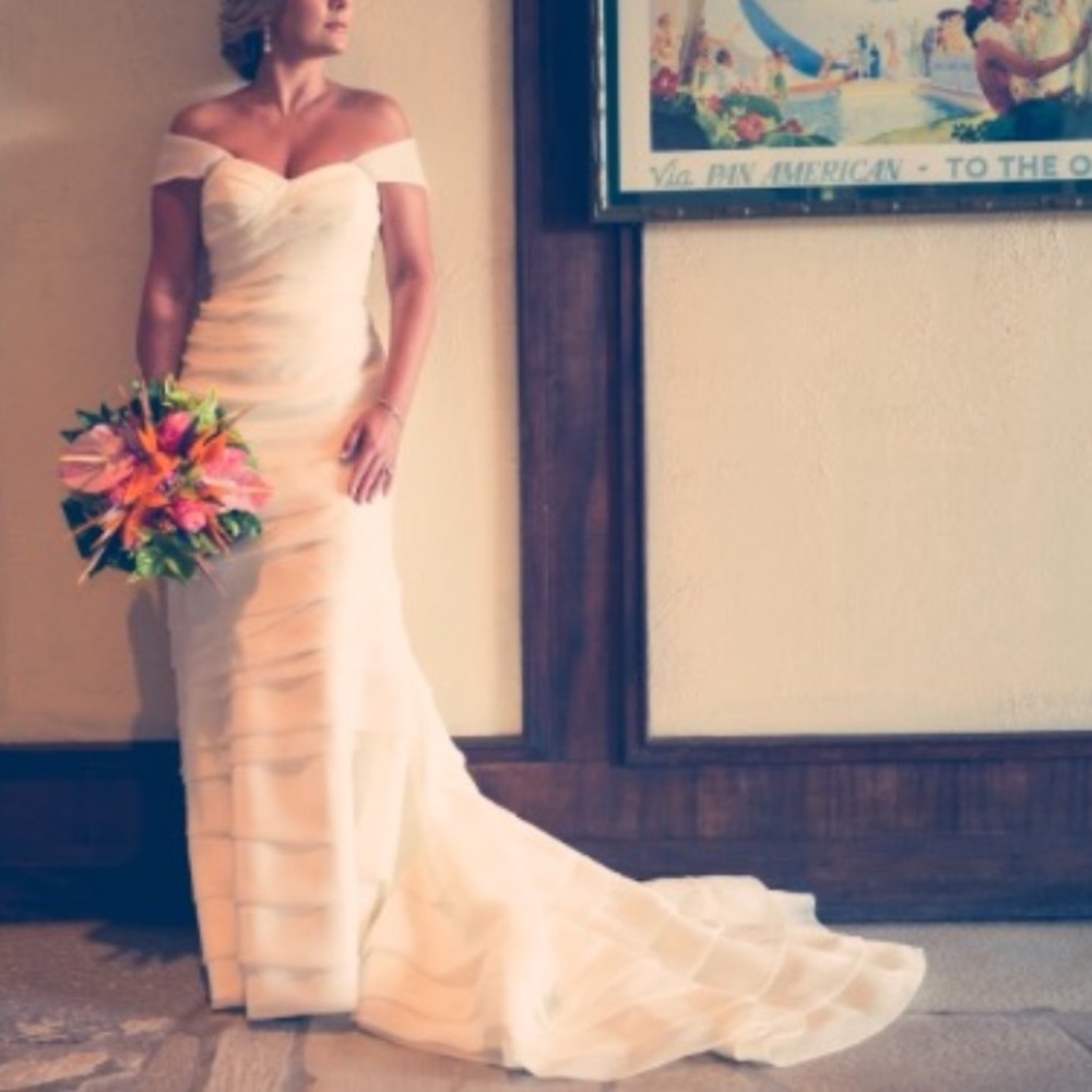 Aire Barcelona wedding dress